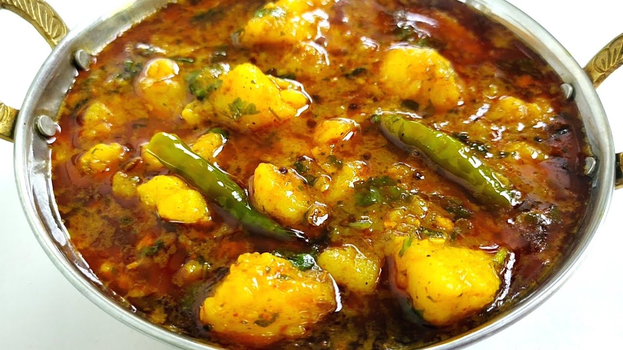 The easiest way to make delicious Puri Potato Curry | Aloo ki Sabji