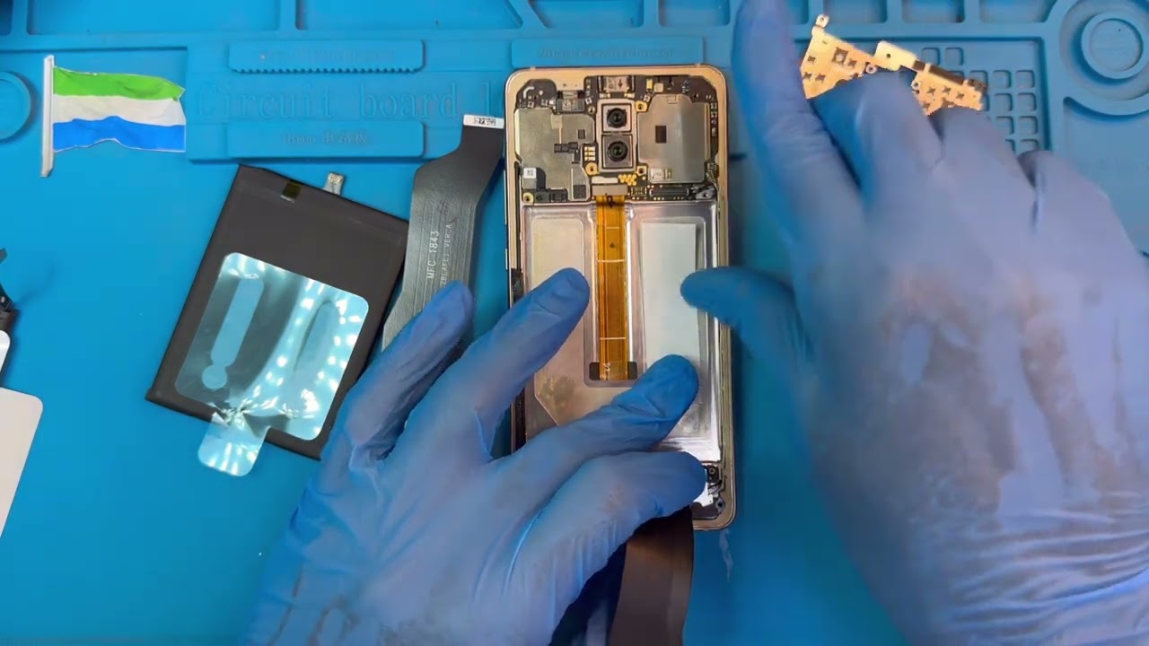 HUAWEI MATE 10 Pro Battery and Charging Ribbon Plug Replacement
