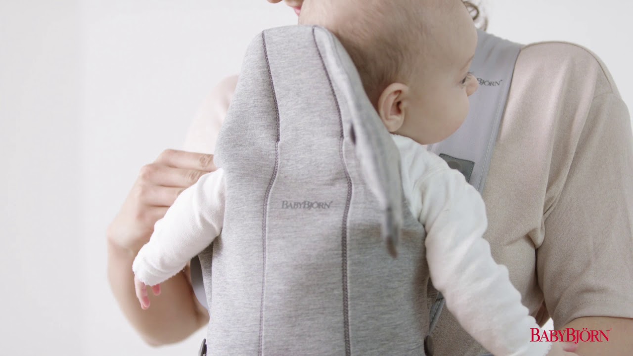 BABYBJÖRN - How to use the facing-in position for baby on Baby Carrier Mini