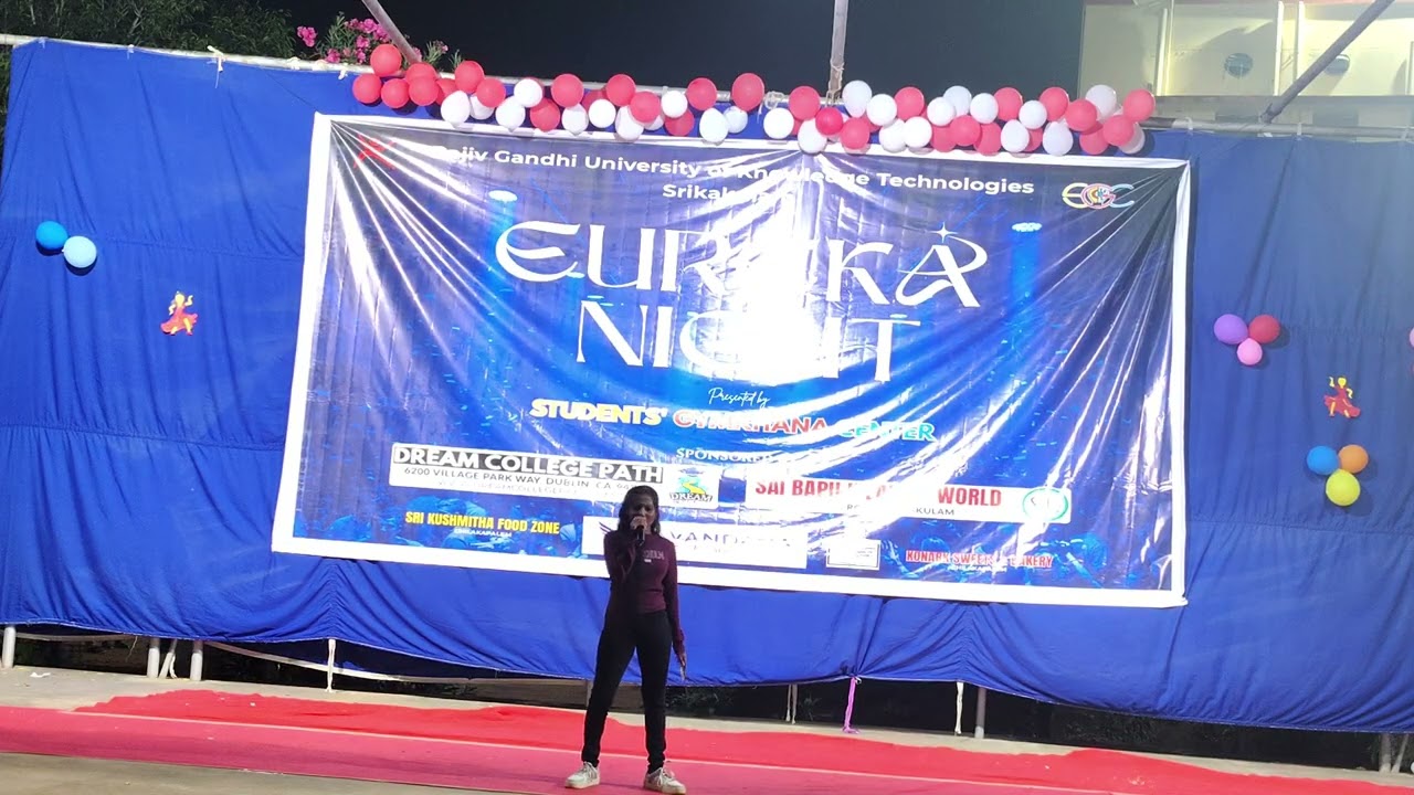 Eureka Night Singing Performance | SGC