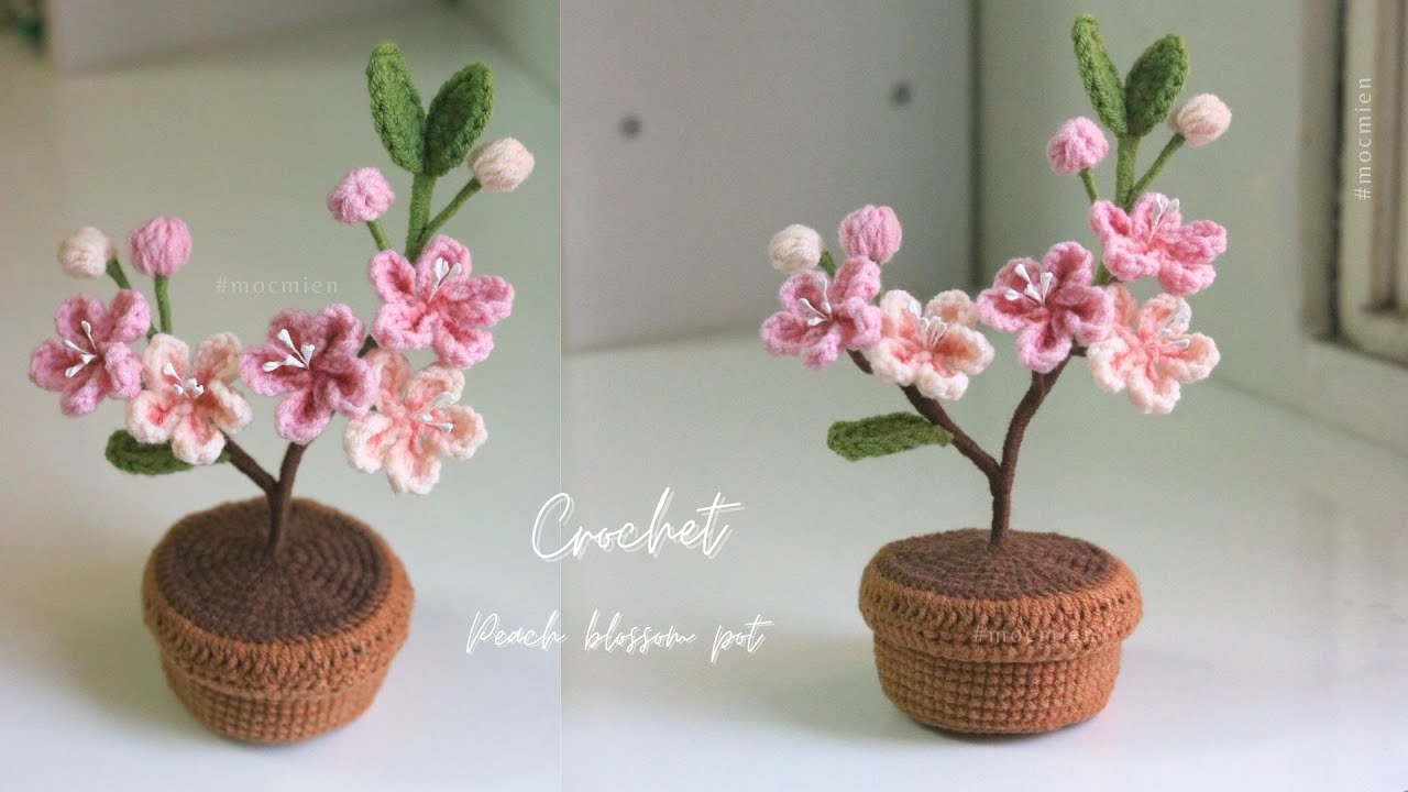 [Eng sub] Crochet a mini peach blossom pot 🌸 | Cách móc chậu hoa đào mini đơn giản | Moc Mien