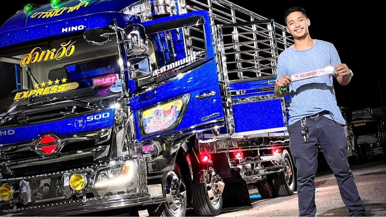 #สมหวังExpress คู่แฝดคนละสี ของแต่งญี่ปุ่นเยอะมาก Hino 210  จากเดิม6ล้อ แปลงเป็น8ล้อ