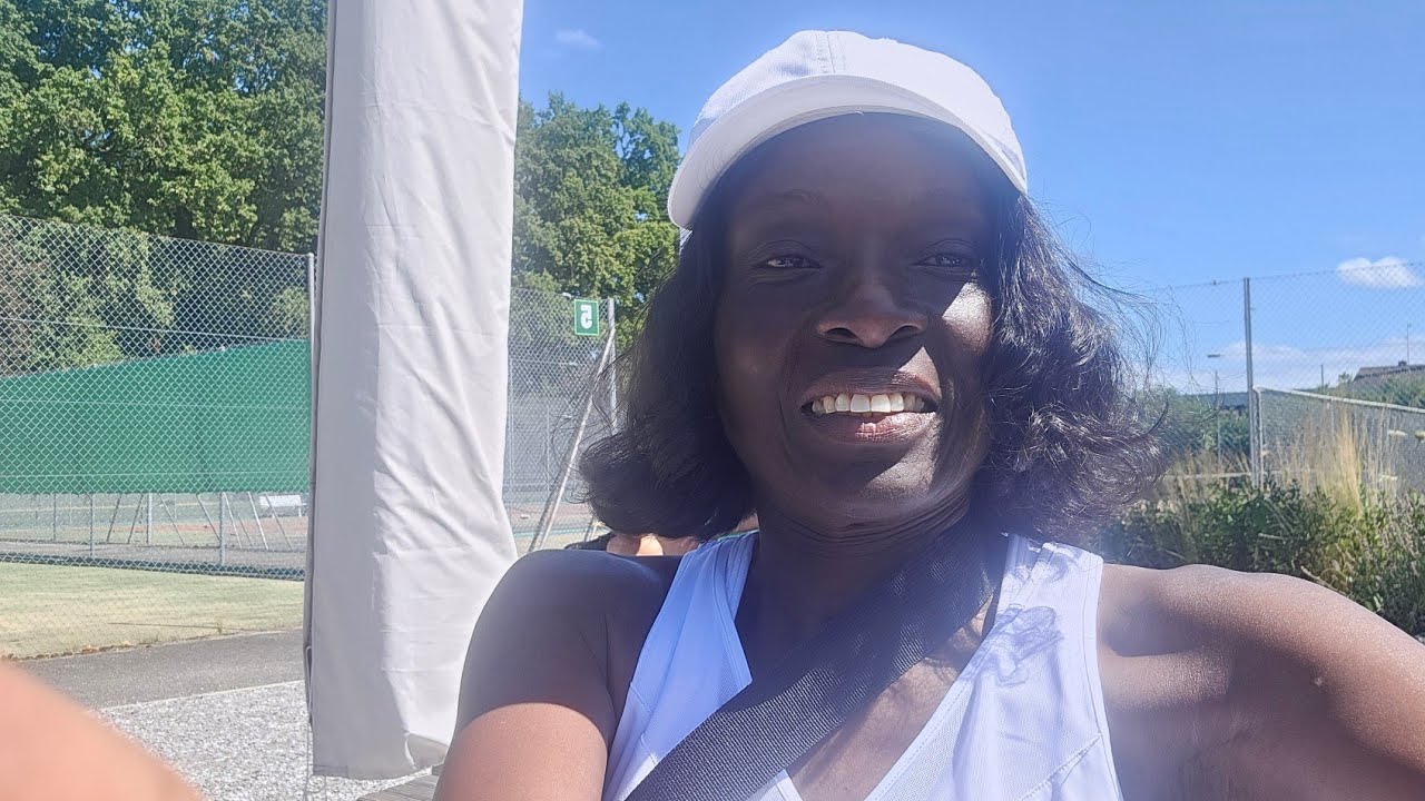 Come and join me play tennis for the first time at the Tennis Club of Meyrin, in Geneva, Switzerland