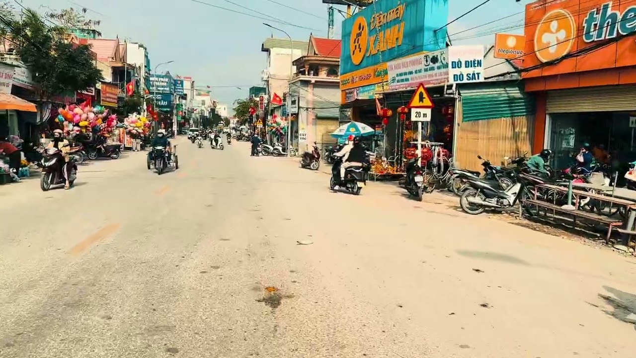 Quỳnh Phú ngày 24 Tết 