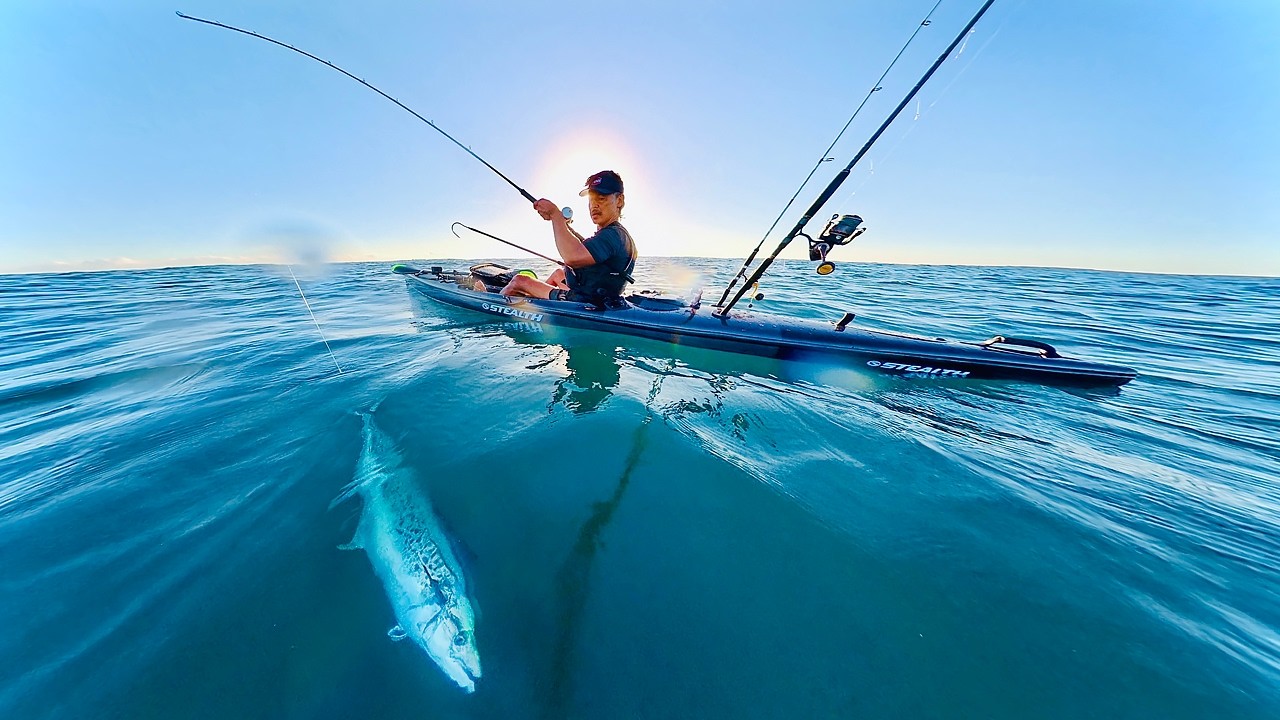 UPGRADED BLACK BEAST! Carbon Fibre Offshore Kayak - Sounder Install + Catch & Cook