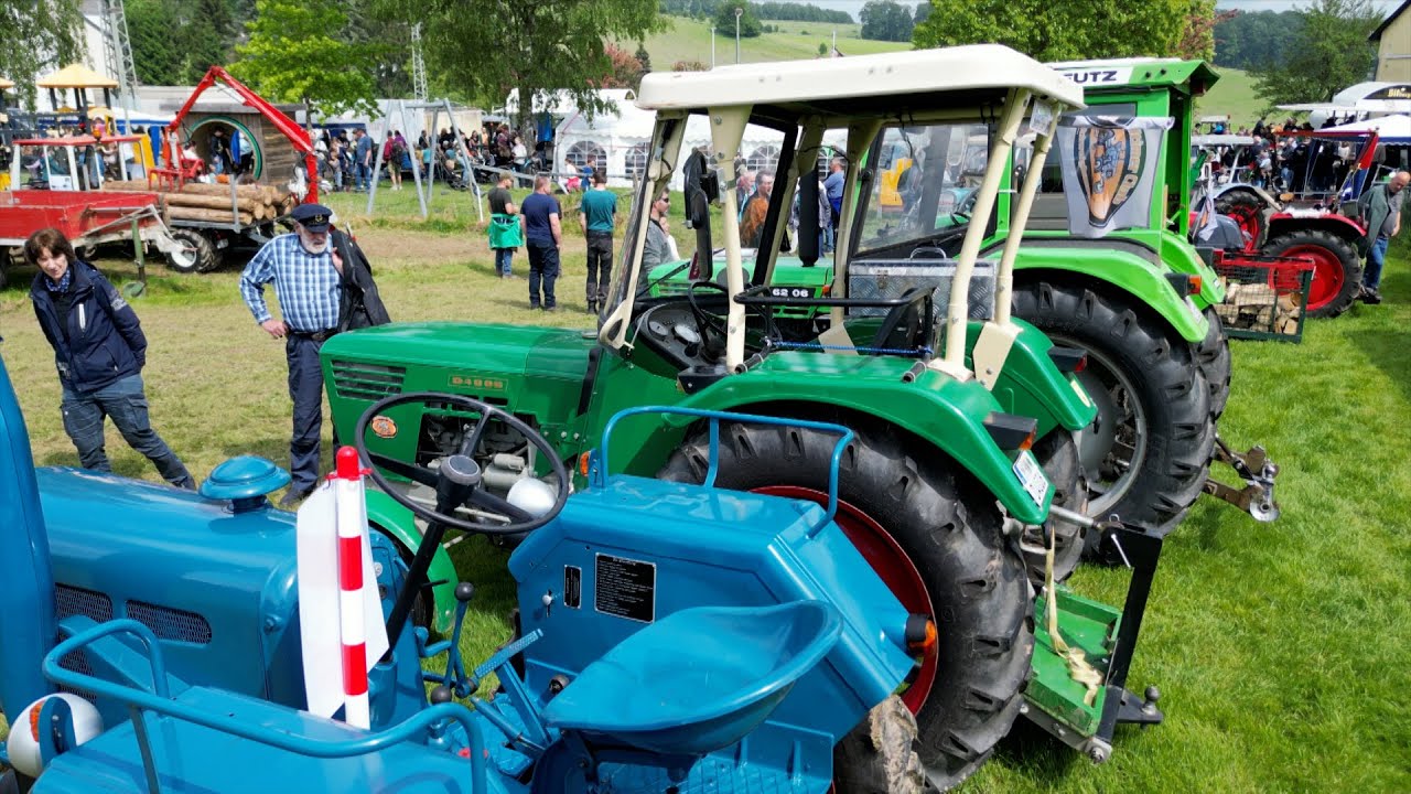 Gigantisches Traktor- und Oldtimertreffen in Schweighausen