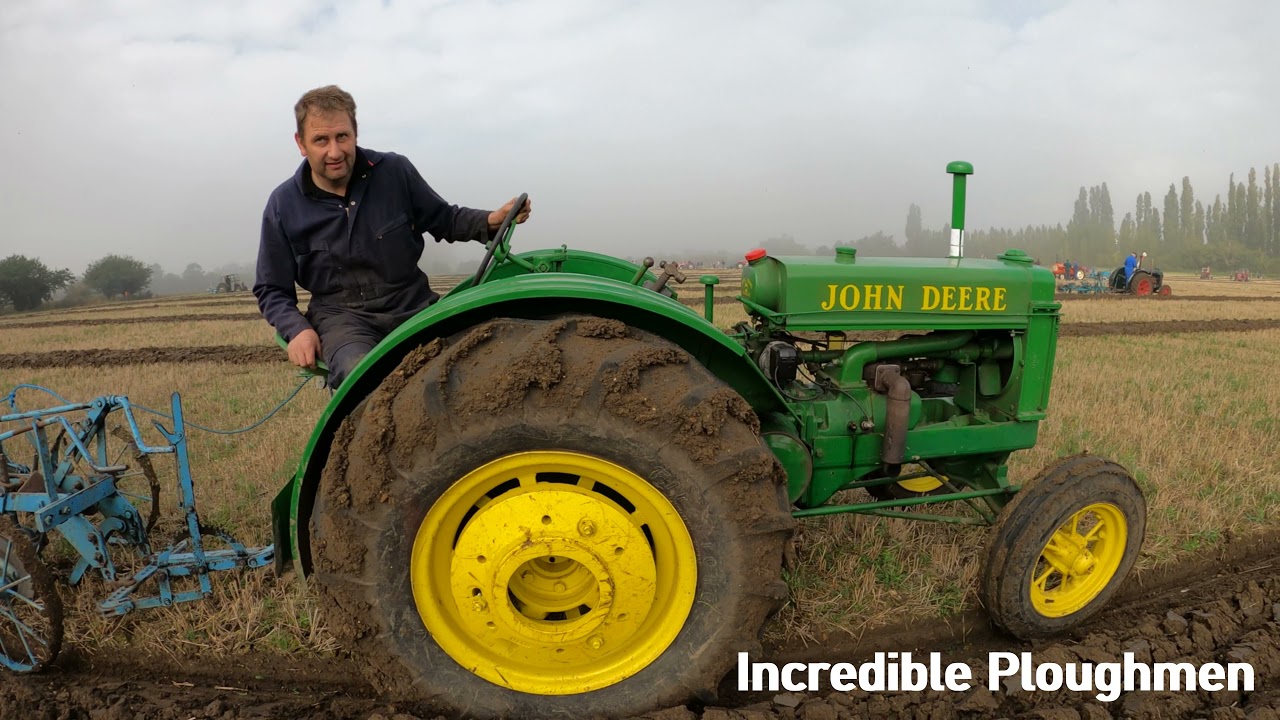 1940 John Deere BR 2.4L 2-Cyl All-Fuel Tractor (17 HP) with Ransomes Plough