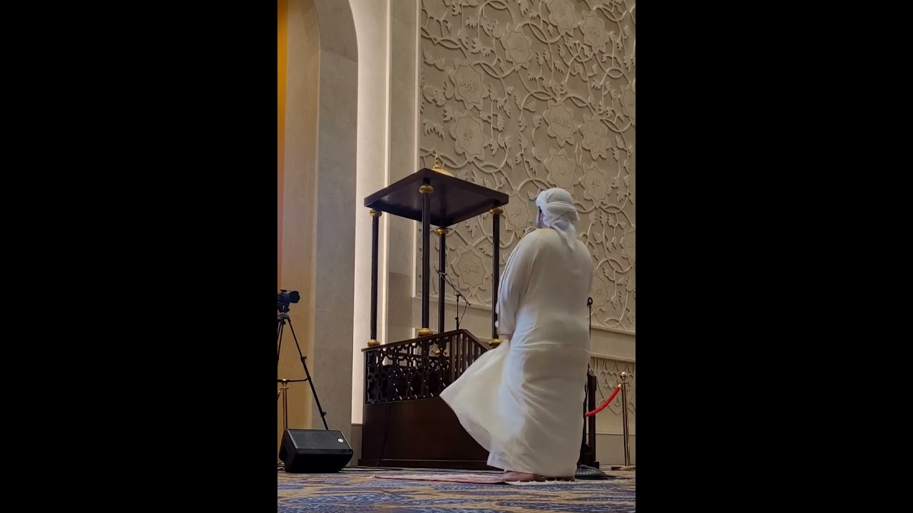 صلاة العشاء، هزاع البلوشي، جامع الشيخ زايد