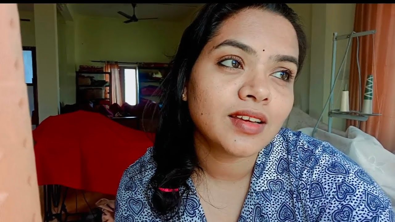 കൊച്ചിനെ തന്തയ്ക്കു കാണിച്ചു കൊടുക്കാതെ ഇരിക്കുന്ന ദുഷ്ട 🥺കഷ്ടം 😔... 