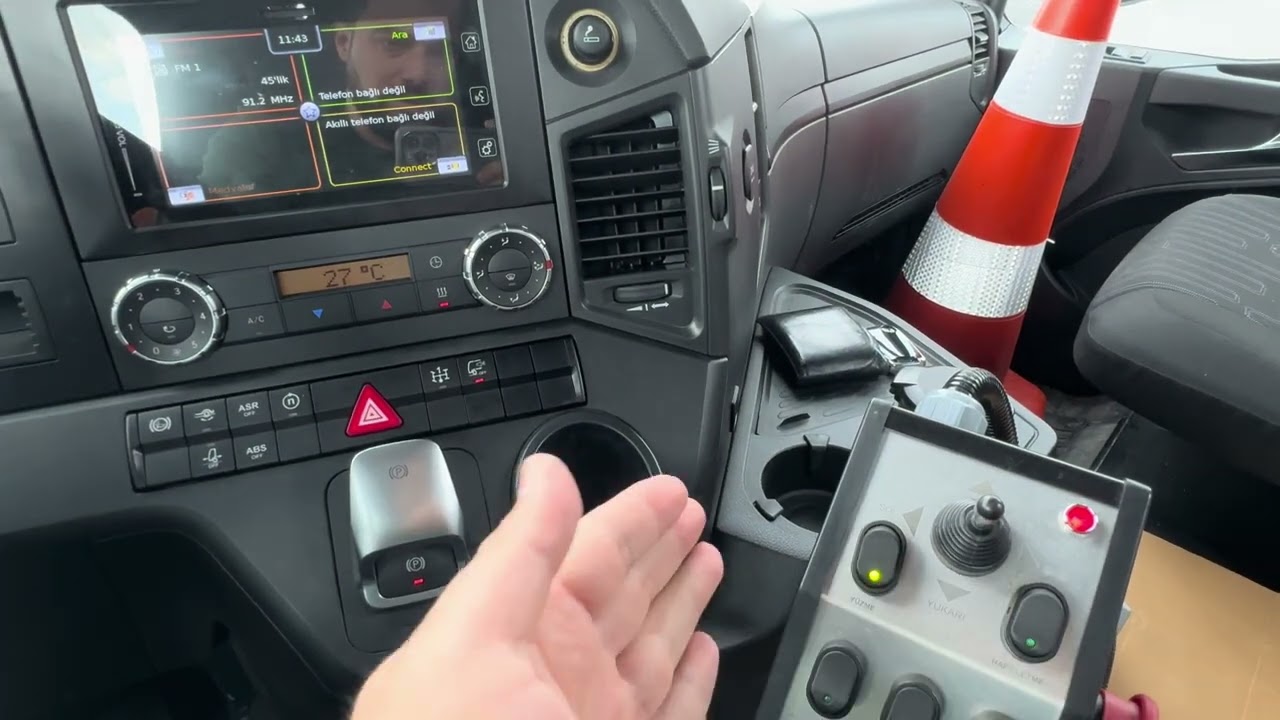 Mercedes Kar Küreme Kamyonu Hakkında Bilgi