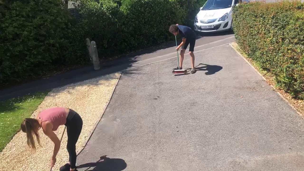 Tarmac Driveway Paint / Sealer Job Under £100 New Drive! Thompson Drive  Seal Paint