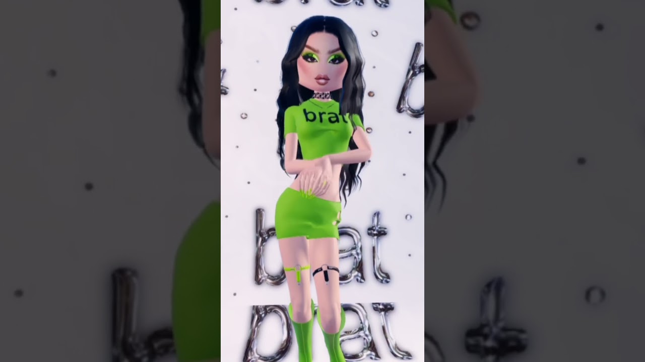 Apple dance in Dress To Impress! 🍏 | Brat Charli xcx Update!