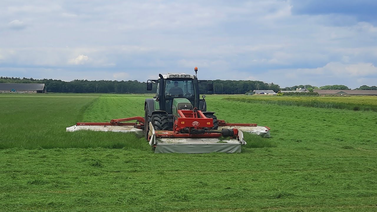 Gras maaien | Fendt 415 Vario + Lely triples | Mowing grass | 2022