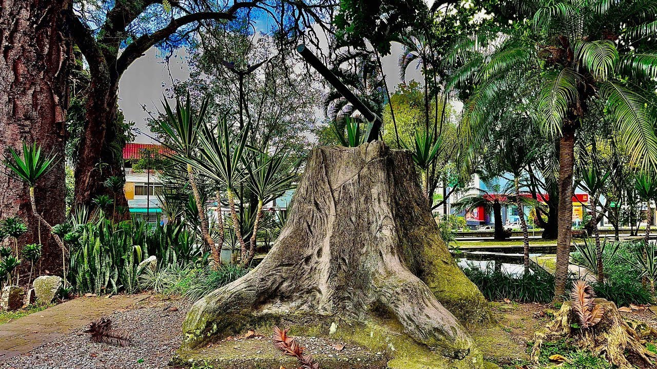 ✅Parque Fundadores de Armenia,y sus Leyendas... (Quindio )