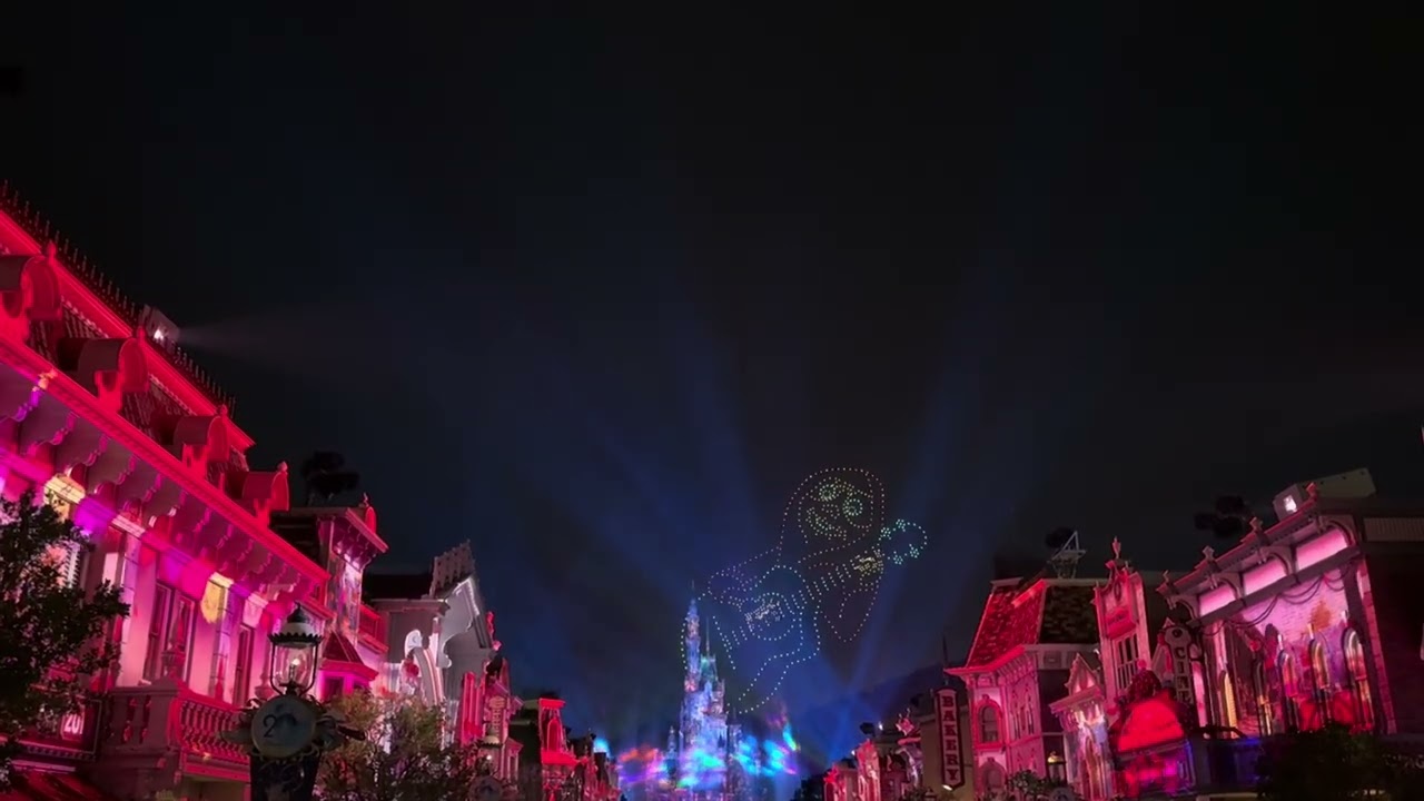 Intel drone show in HK Disneyland