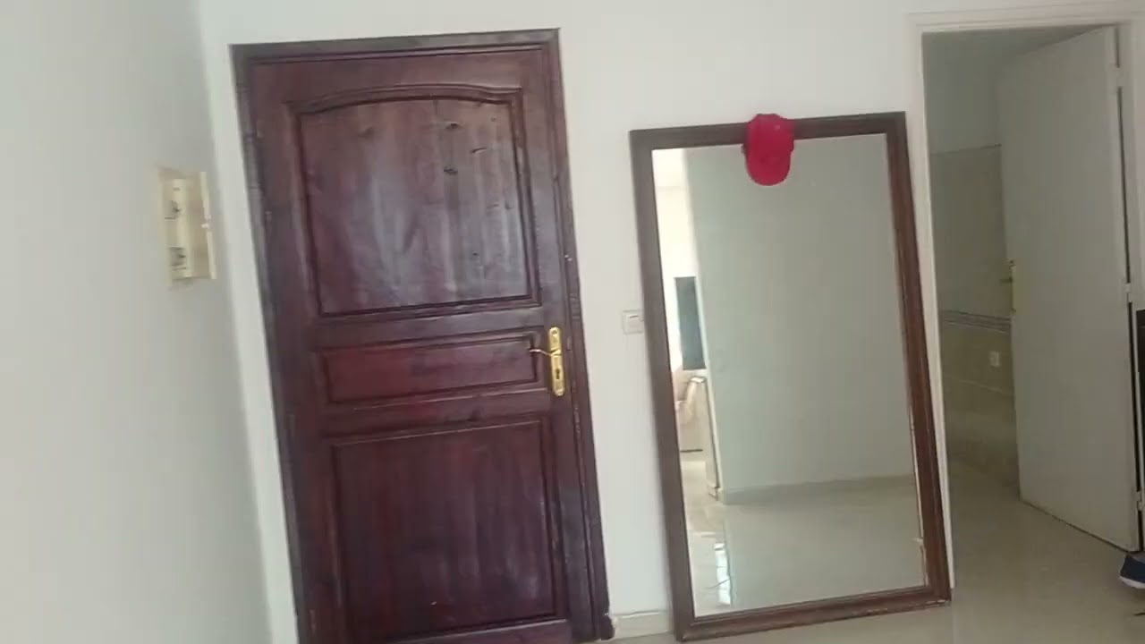 شقة للبيع العرفان1 طنجة طابق الأول مساحة 58متر تمن مزيان 0670395112