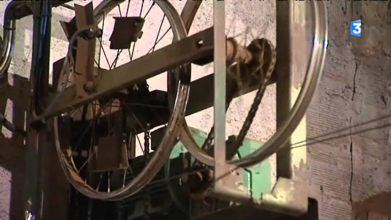 Manufacture Française du Crin (Saint-Cyr-de-Favières - Loire)