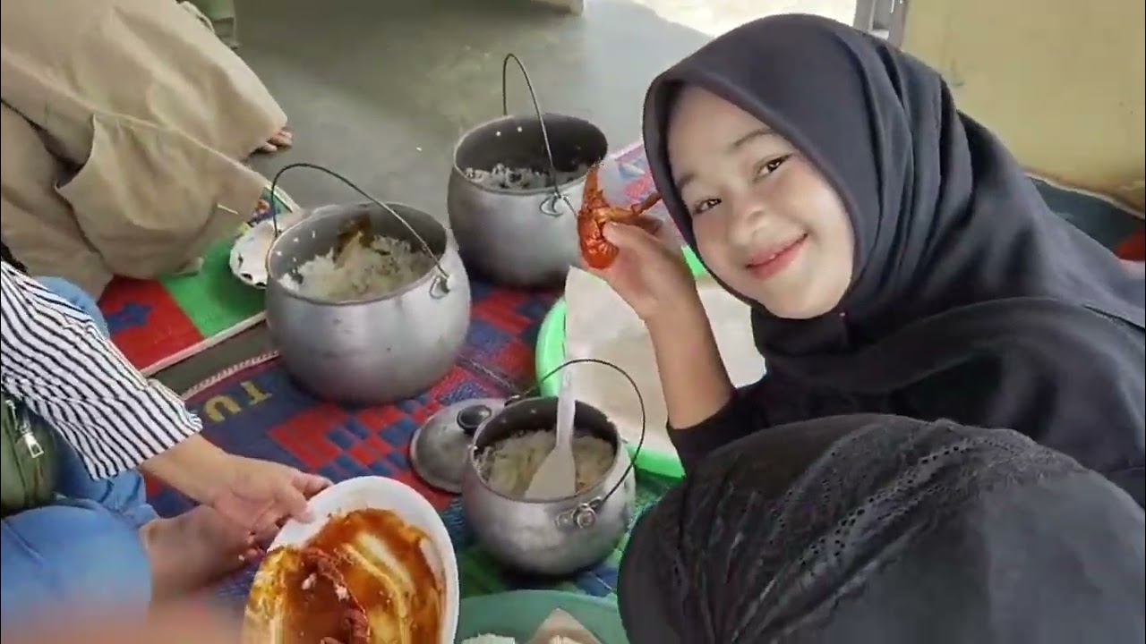 Tradisi Munggahan di Sunda untuk menyambut bulan suci Ramadhan bersama keluarga gerabah henhen 