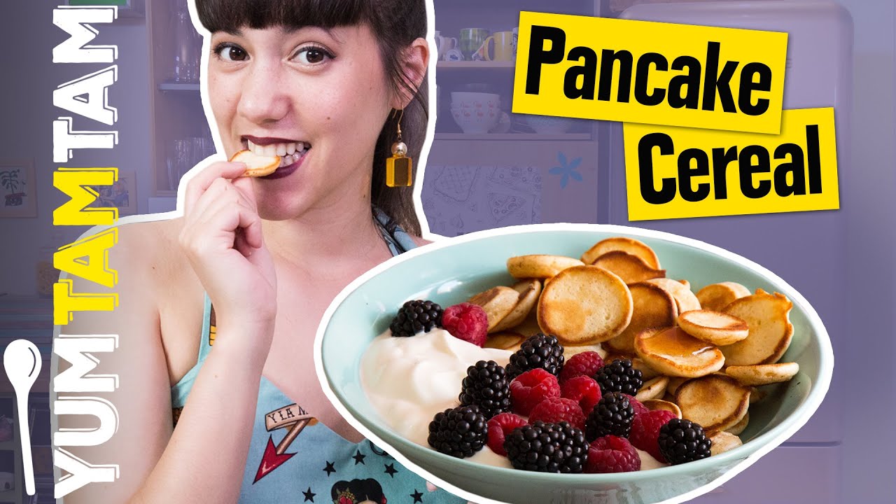 Pancake Cereal zum Frühstück // Mini-Pancakes mit Beeren, Joghurt & Ahornsirup // #yumtamtam