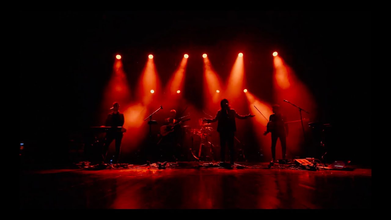 Bagossy Brothers Company - Vége van a bálnak (Official video)