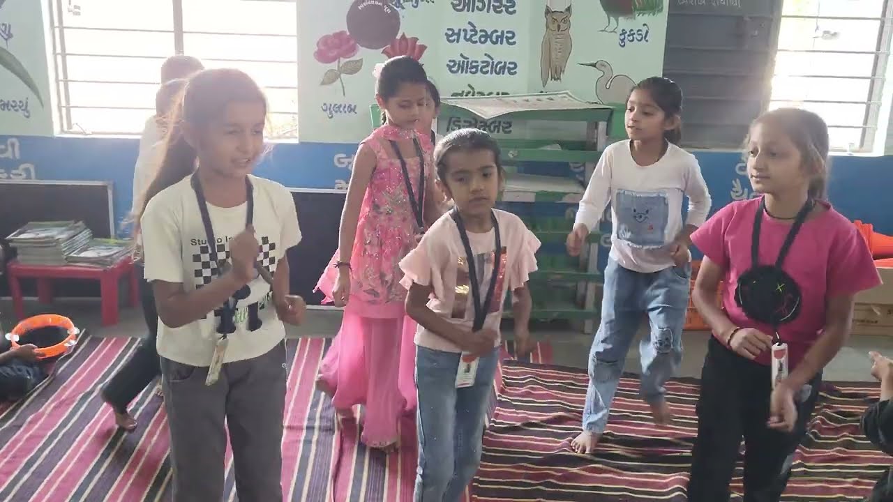 બાળપણની મસ્તીભરી દુનિયા