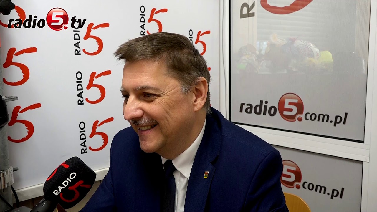 Zwycięzca odebrał statuetkę | Radio 5