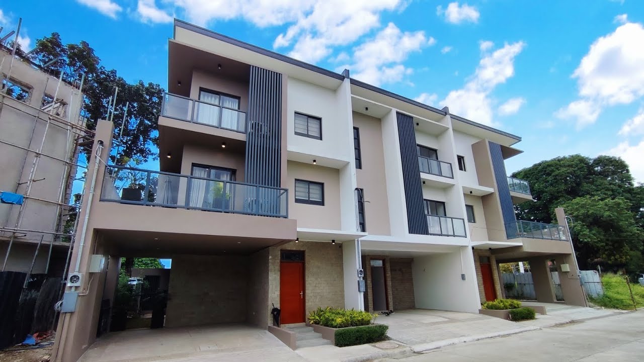 Modern Urban Resort Townhouse Community in Neopolitan Fairview Quezon City
