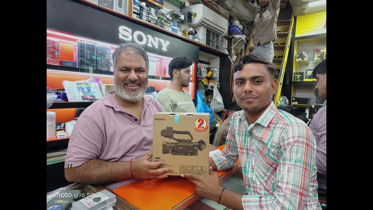 सभी के स्पोर्ट से, आज लिया है , मैने न्यू sony z90 ,सभी का प्यार प्रेम,इसी तरह बना रहे, सभी को राधे 