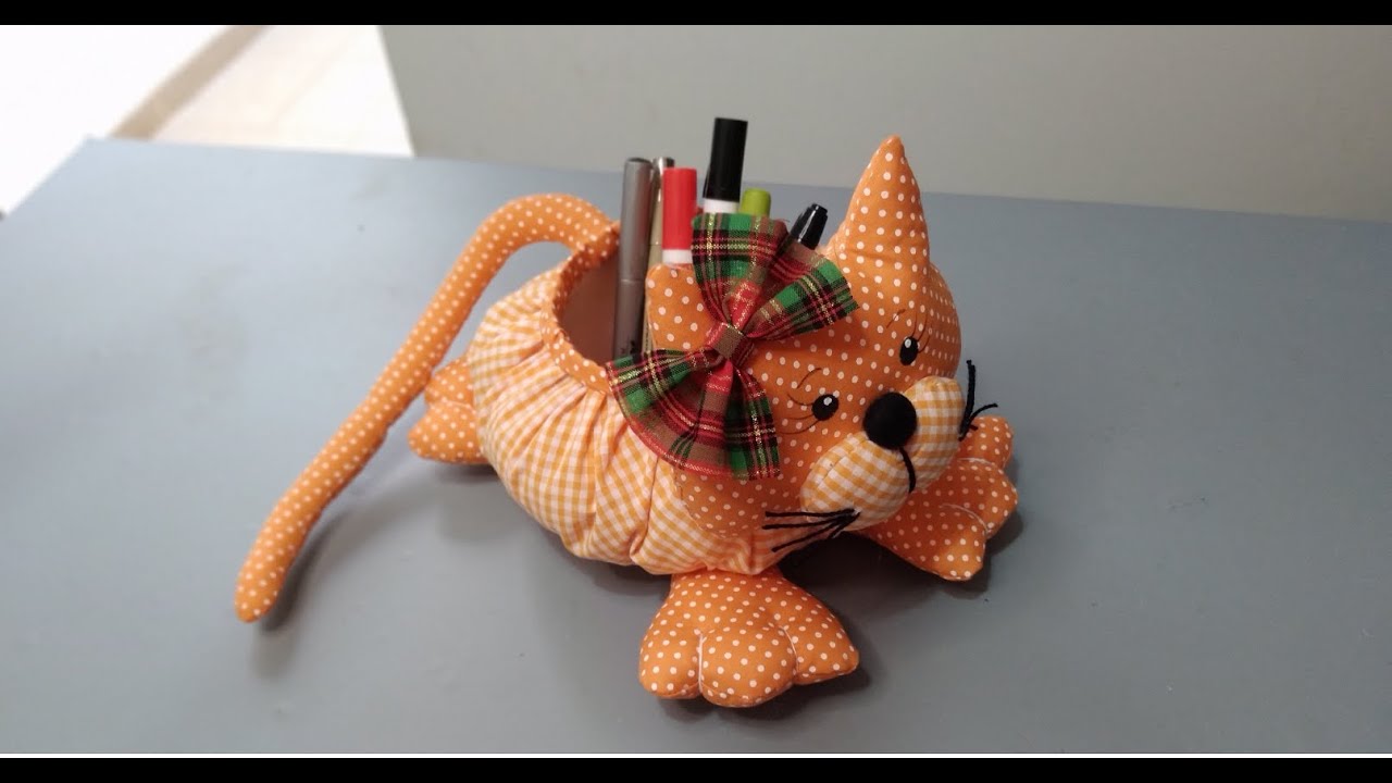 Porta trecos gatinho, feito com garrafa pet