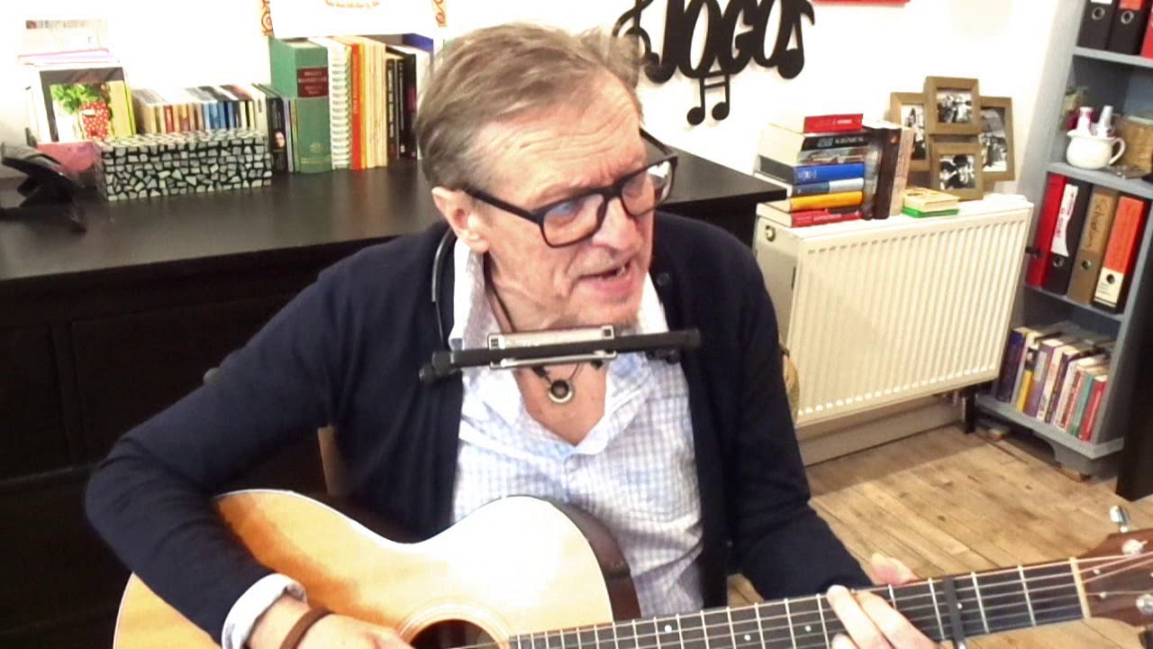 Love Is All Around - The Troggs / Wet Wet Wet - Acoustic Guitar Unplugged Rendition