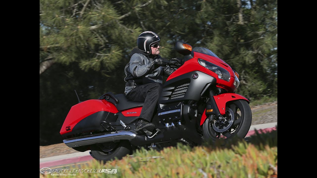 2013 Honda Gold Wing F6B First Ride - MotoUSA