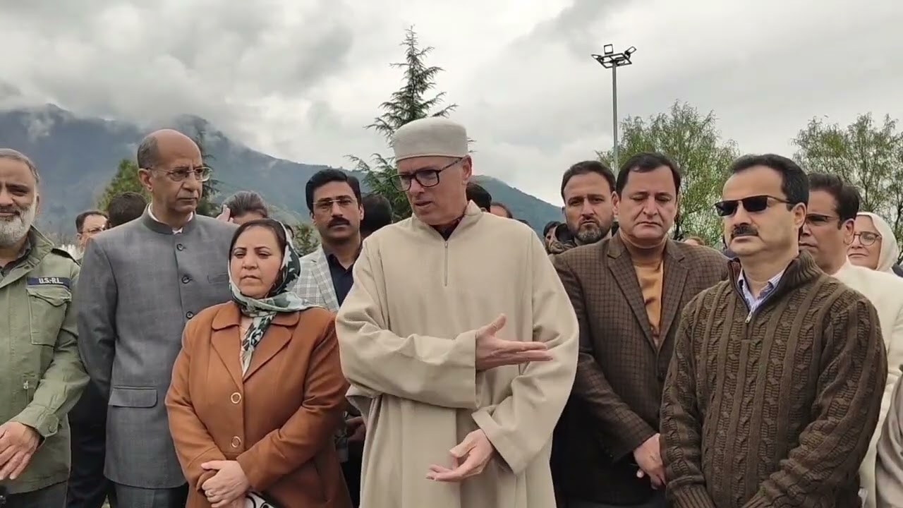 CM #OmarAbdullah inaugrate Asia,s largest #TulipGarden in #Srinagar