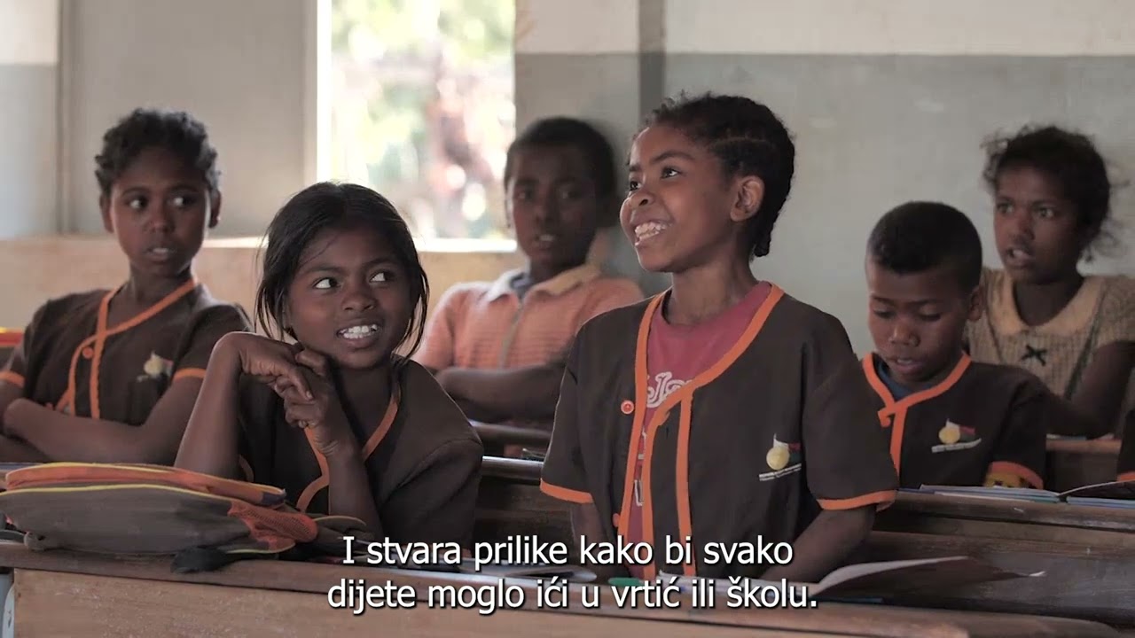 Škole za Afriku - video za mlađu djecu