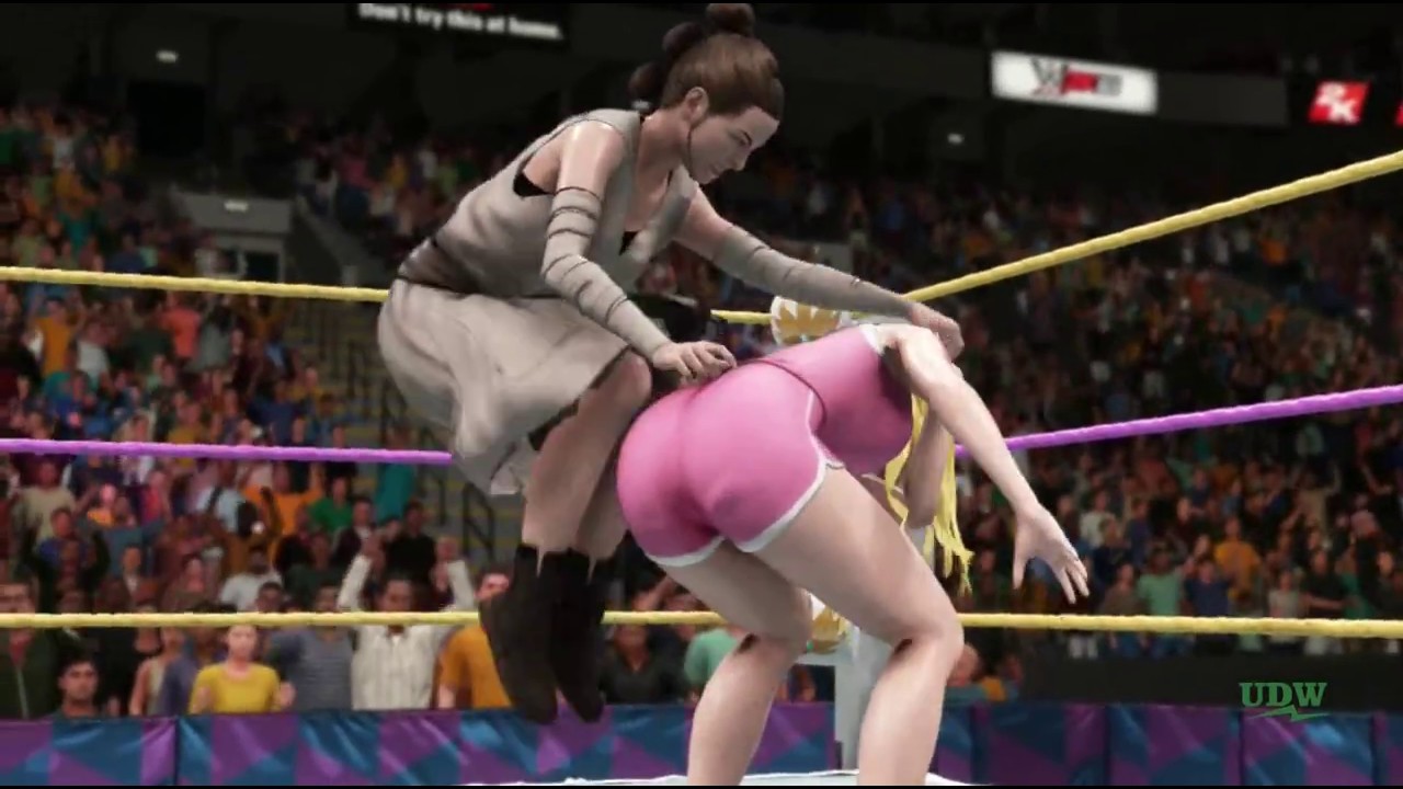 Princess Peach vs. Rey