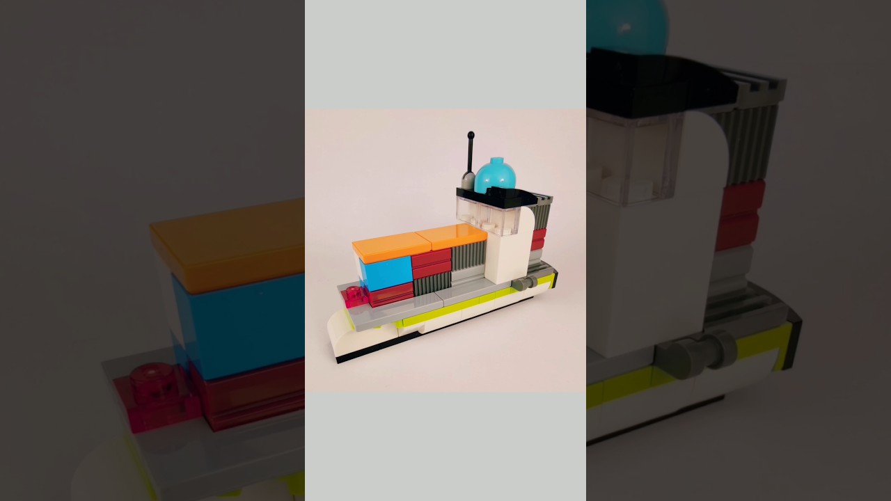 LEGO 🗺 the containership model from construction set 🌅