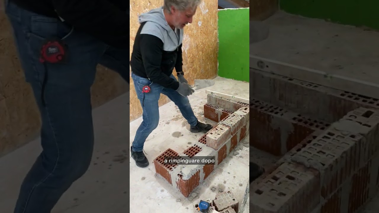 Lezione su come si posa il mattone