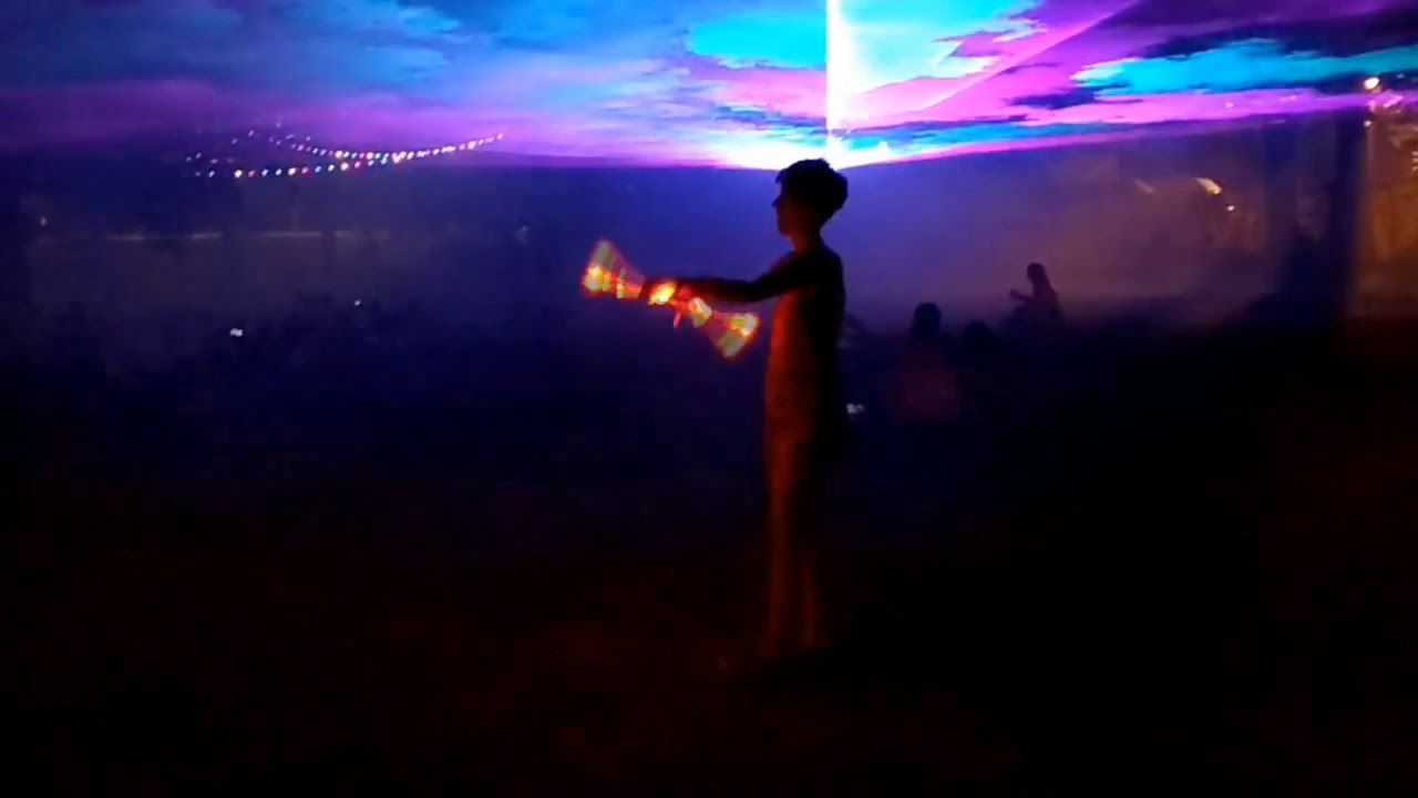 Bravo BrightStick LED devilstick/flowerstick