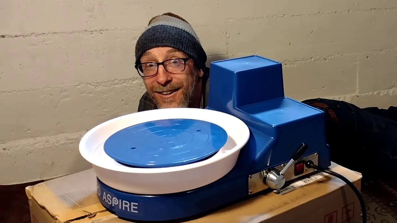 Portable Pottery Wheel Unboxing - Nidec-Shimpo Aspire - I Love This Wheel