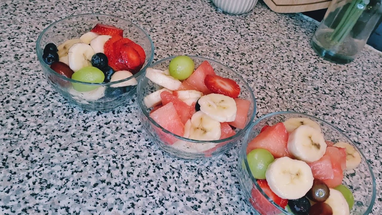 #easyfruitsalad #bestfruitsalad How to Make Fruits Salad/ Two Ways/ Fruit Salad with Single Elmea