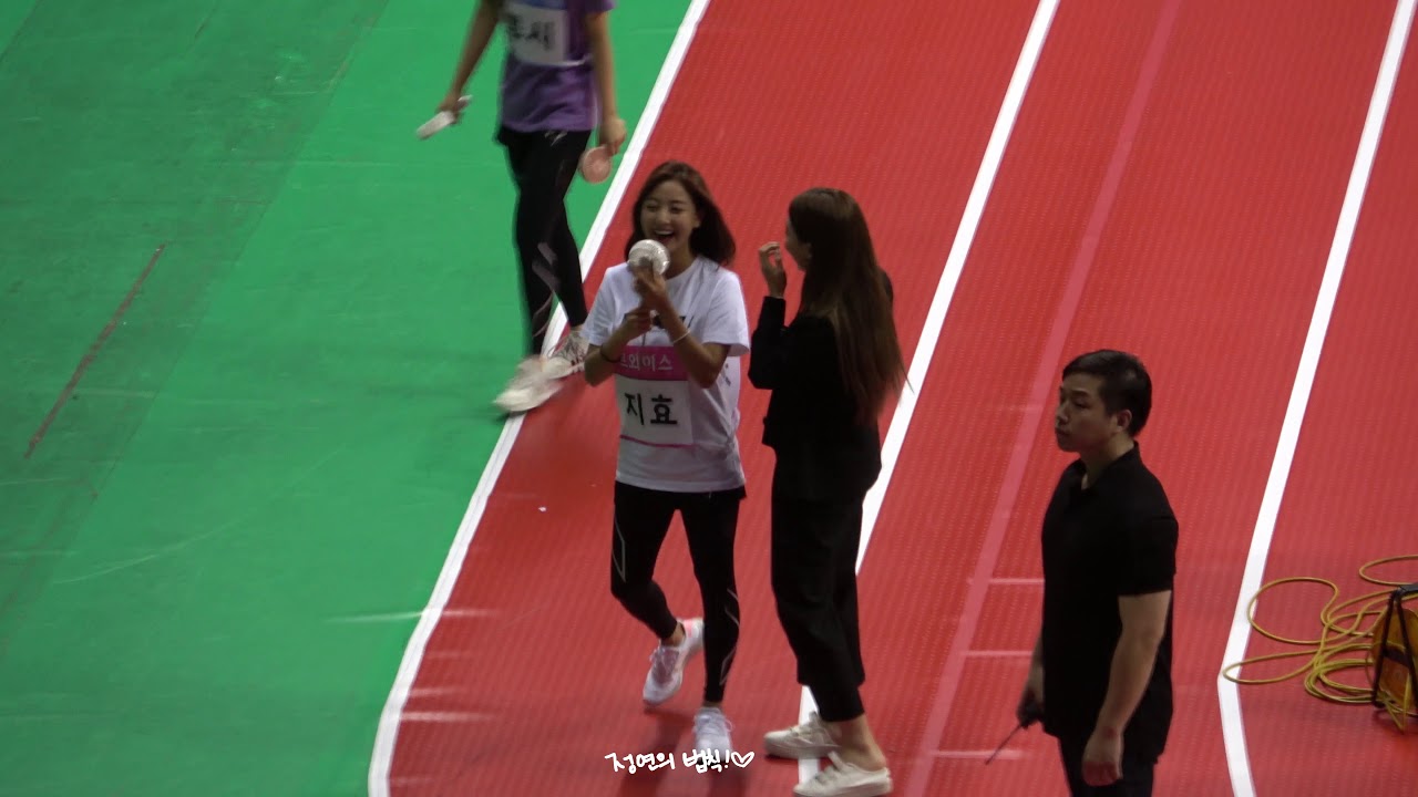 180820 아육대 트와이스 예리(레드벨벳)에게 당하는 나연 그리고 지효와함께하는 내귀에캔디ㅅ
