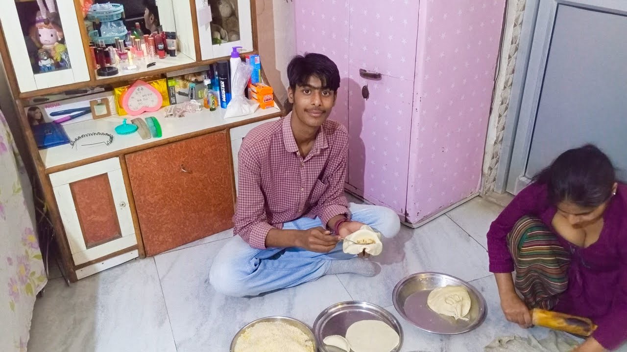Mummy Ke Hath Ki Special Gujiya 🥟 | Holi Ki Taiyari Shuru! ✨