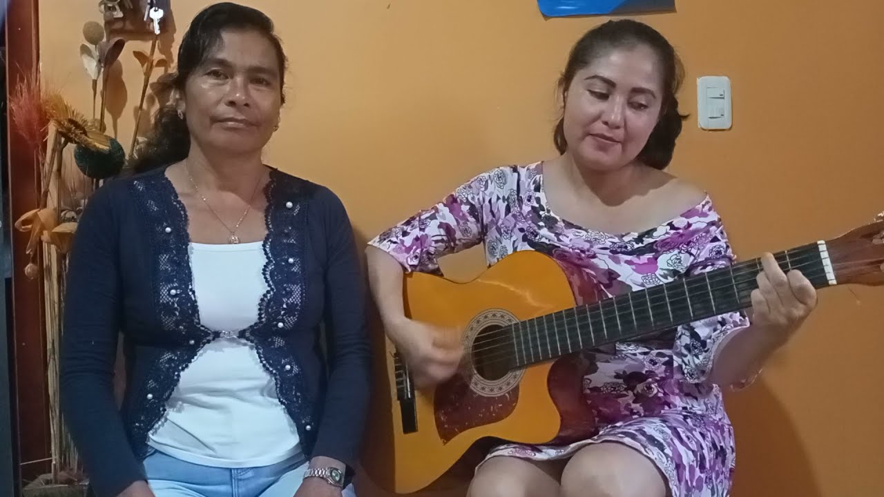 ROCKOLA JUNTO A MI MADRE ..MAL DE AMORES
