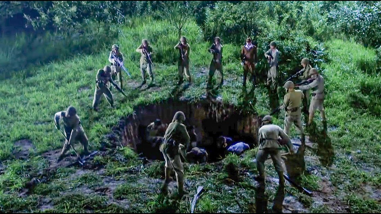 殘暴的日軍要將村民活埋，特種兵暴怒出手，直接將這群人全滅！【抗日】