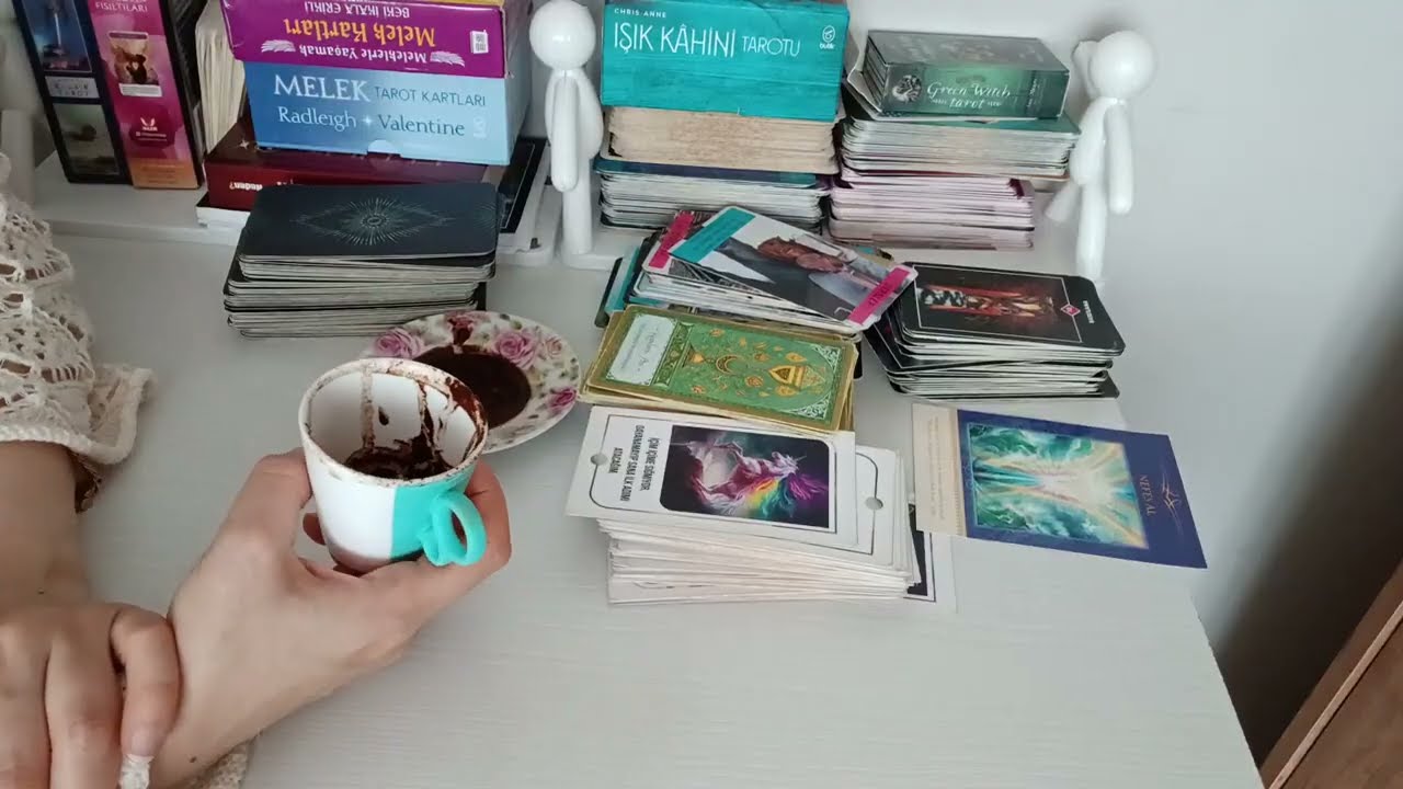 Başak burcu kahve falı ve tarot a&ccedil;ılımı☕️💌🎊