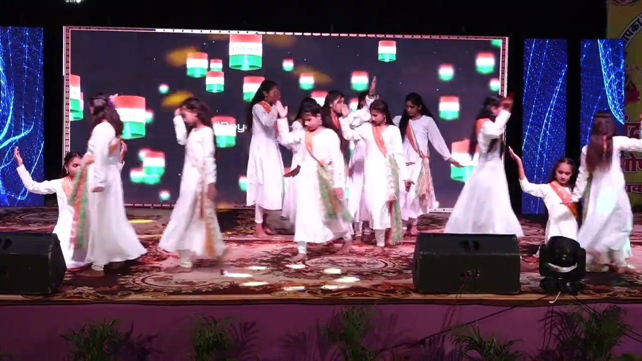 A mere watan k logo Dance by the little Students