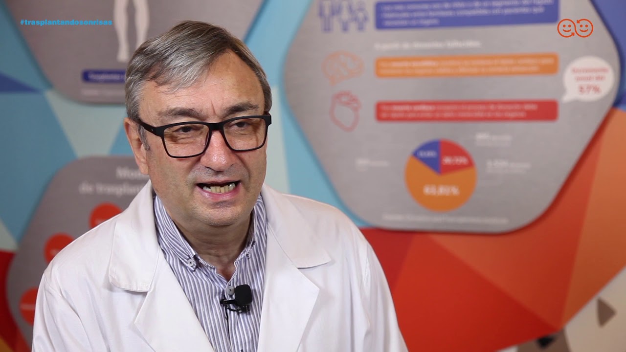 Hospital C.H.U.A.C. / Dr. Constantino Fernández Rivera / Médico Adjunto del Servicio de Nefrología
