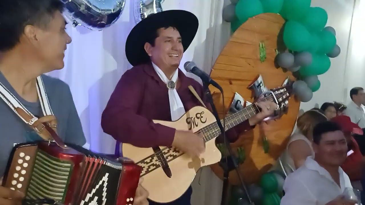 Marito Montenegro en el cumple de cachito Gomez