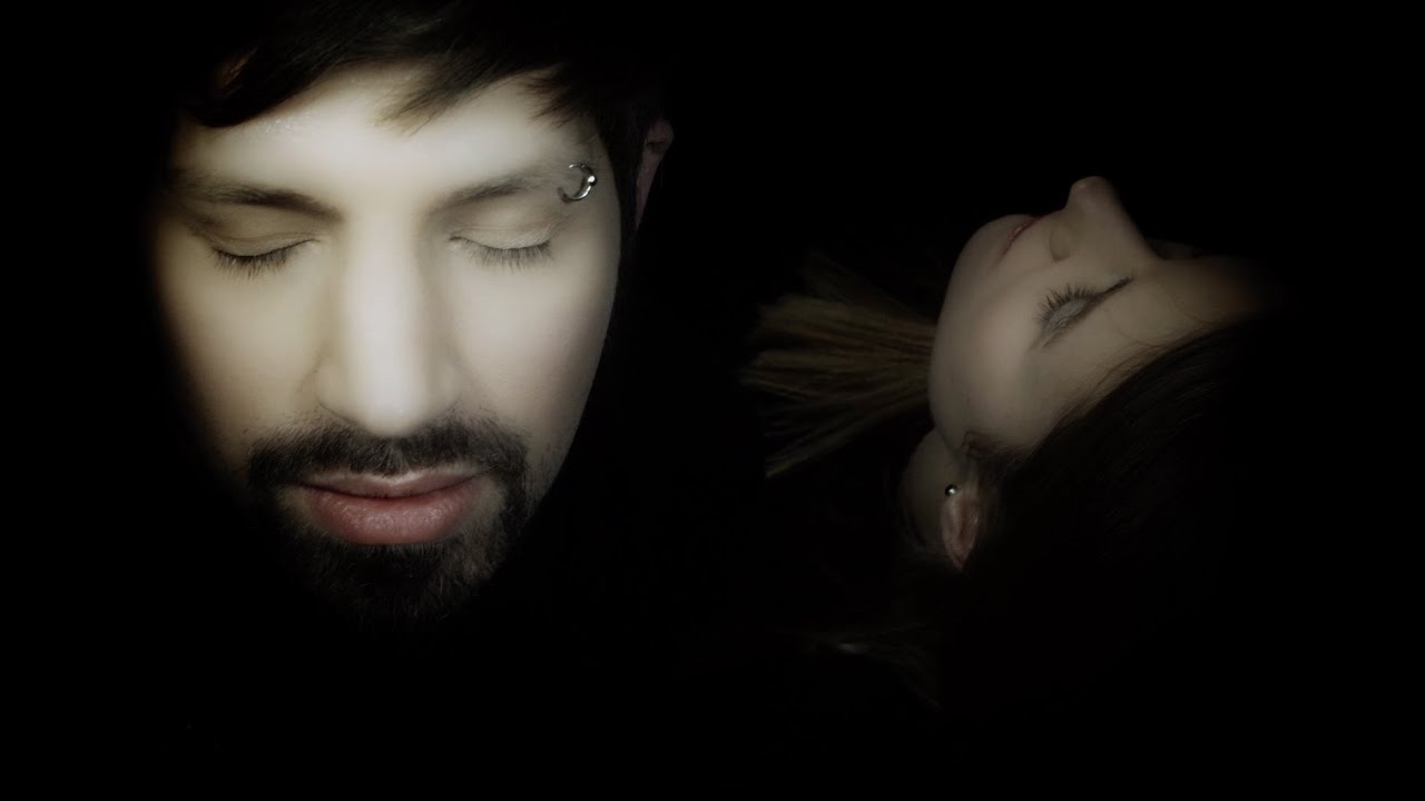 ROIA - In Circles (Official Music Video)