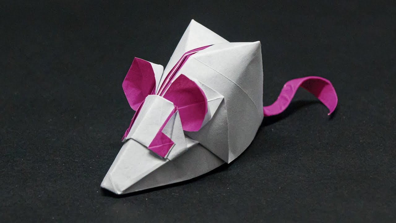 Origami Baby Mouse by Kingsley Hwang