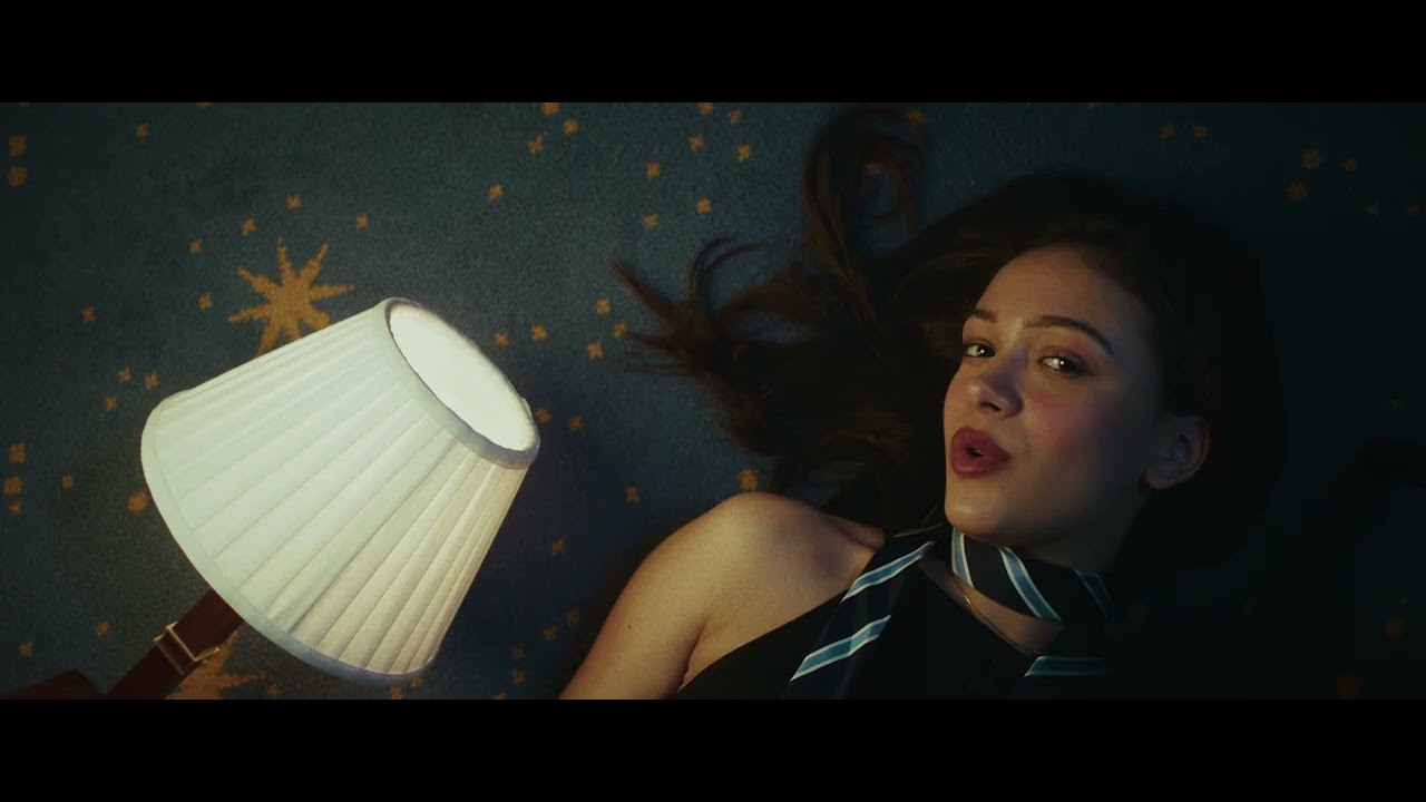 L'amour c’est quoi ? - Jade On The Track (Clip officiel)